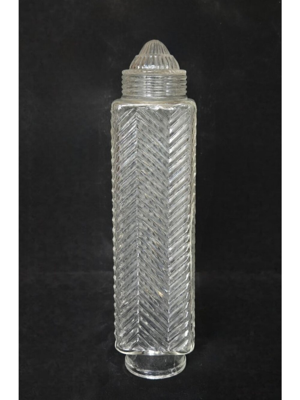 Art Deco Vintage Clear Skyscraper Lamp shade w/Chevron Pattern 9"